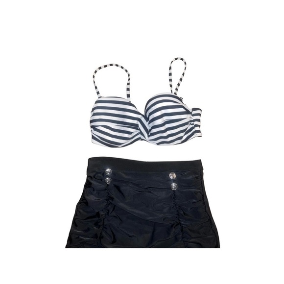 Retro High-Waisted Black & White
Striped Bikini - Size 8 summer beach re… - Picture 4 of 5